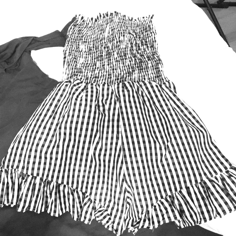 BRAND NEW black and white gingham romper